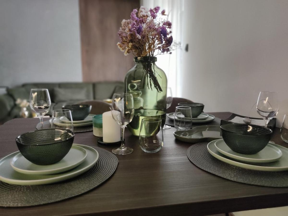 Avisi Home Trebinje Rom bilde